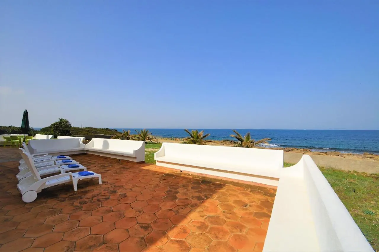 XOROI- Villa primera linea mar con vistas a Bahía Alcudia Artá Casa vacanze